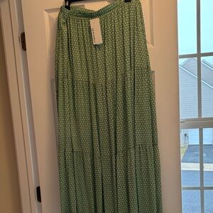 Elegant Green Maxi Skirt